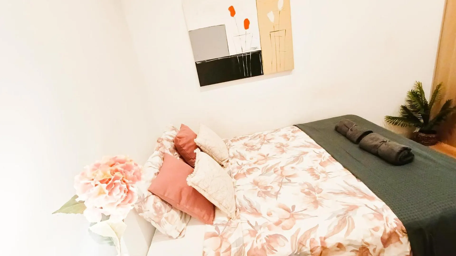 Bcn Private Rooms - Catalunya Barcelona 0*,